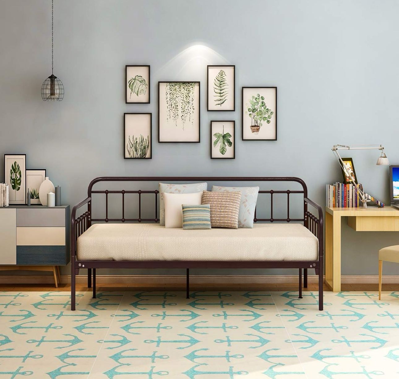 Twin Metal Daybed! 