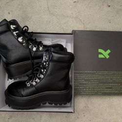 Koi Hydra Black Platform Boots (W7)