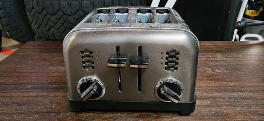 Cuisinart 4-slot Toaster