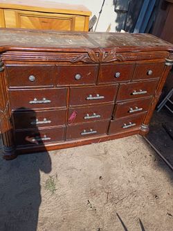 Free dresser