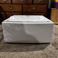 Front Loader Pedestal Base