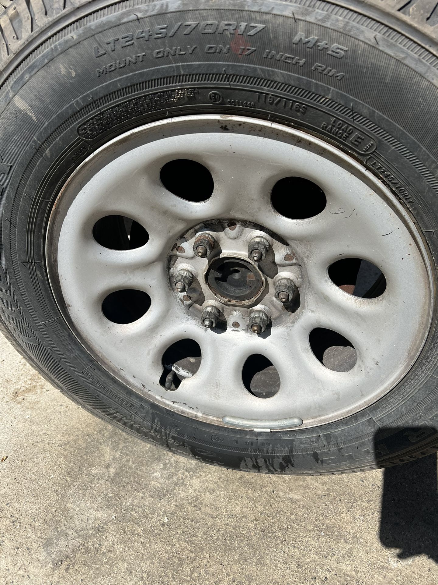 Chevy GMC stuck tires and wheels 6lugs 85 life for Sale in Bakersfield