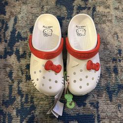 Hello Kitty Crocs
