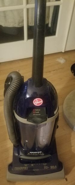 HOOVER BAGLESS TWIN CHAMBER VACUUM