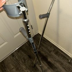 OBO Medline Crutches 
