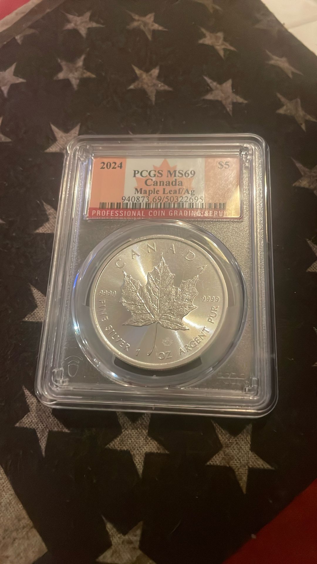 999 fine Silver Canadian maple graded MS 69