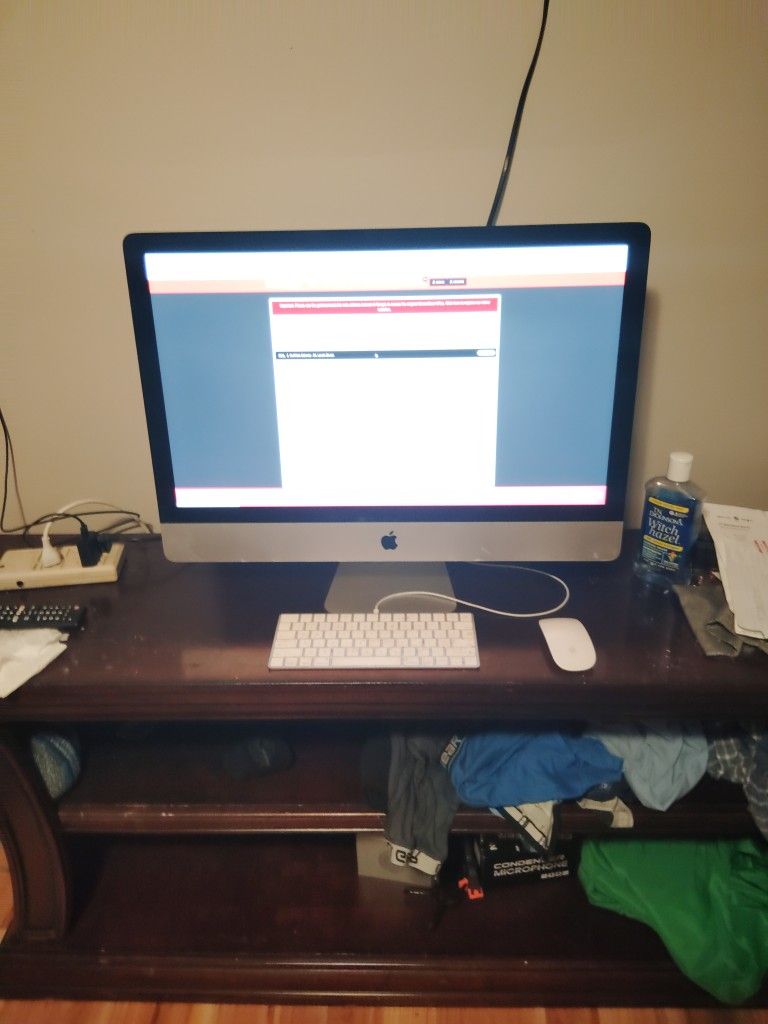 Apple Monitor With Keyboard And Wireless Mouse