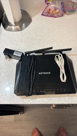 Netgear Nighthawk AC1750 WiFi Router