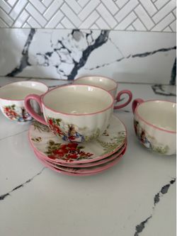 Peter rabbit tea set