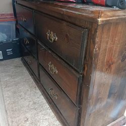 Solid Wood 6-Drawer Dresser
