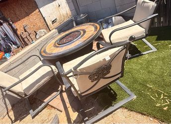 Mesa de centro con chimenea