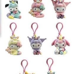 Sanrio Hello Kitty & Friends Flocked Collection Hangers Mystery Pack RANDOM Figuring in Box