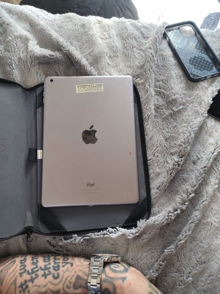 Unlocked iPad Air