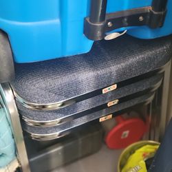 3 indoor/outdoor chairs