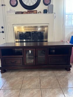 Tv table