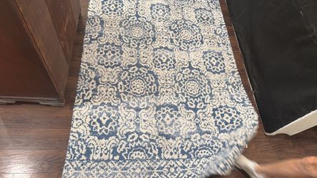 Rug