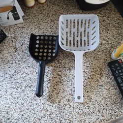 Cat Litter Scoopers