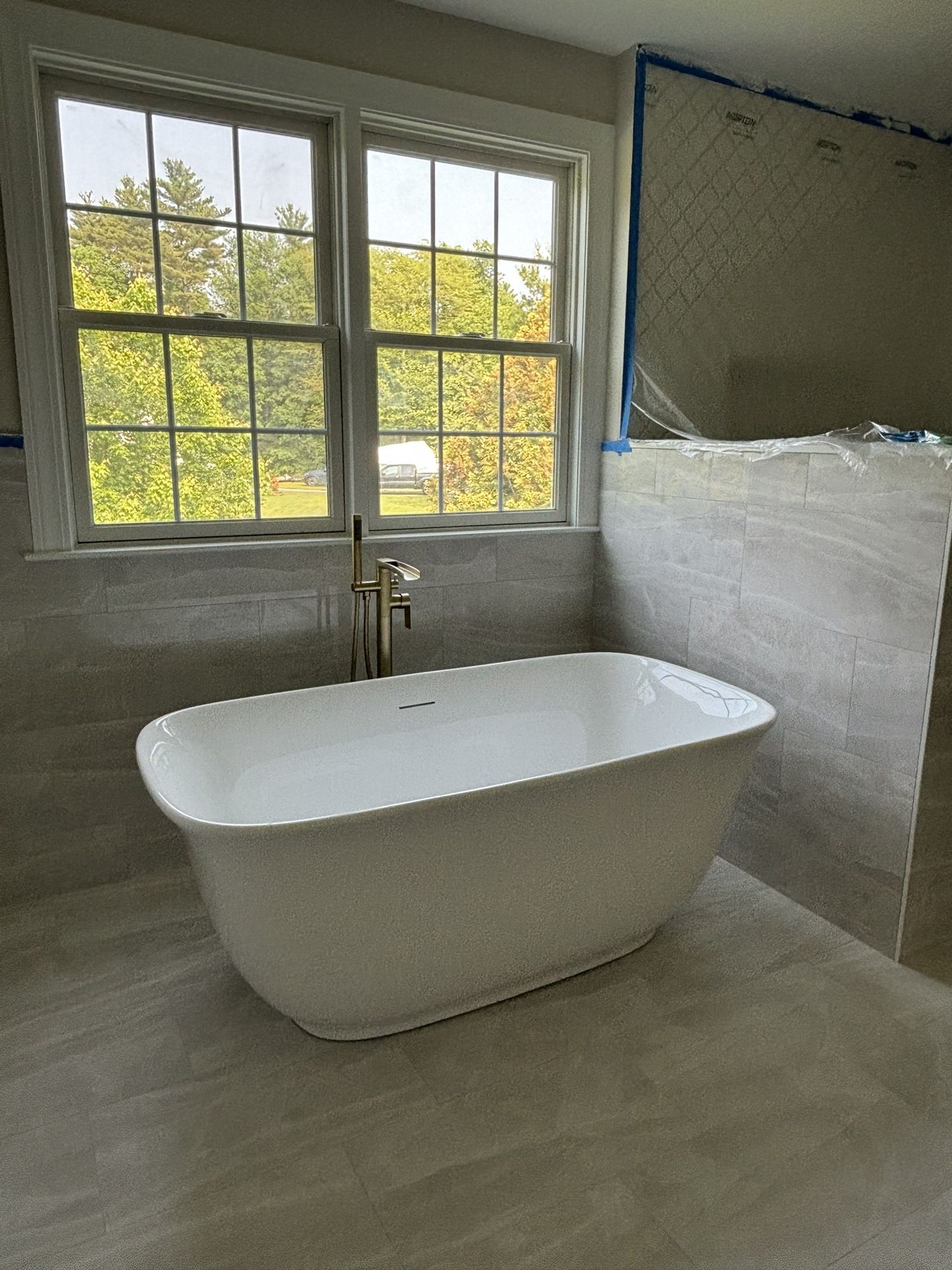 Kohler Freestanding Tub 