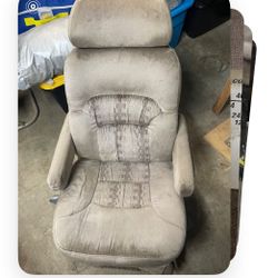 Captain Reclining Seat.