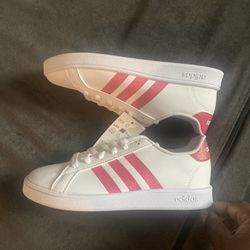 Girl Addidas 