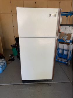 Shelvador Refridgerator.