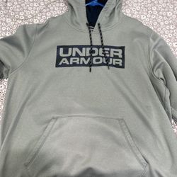 Under Armour Sweater 