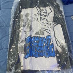 KAWS LONG SLEEVE SHIRT XL NEW 