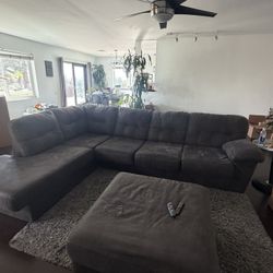 Sectional Couch 