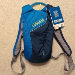 NWT CAMELBAK Skeeter w/ 1.5 liter Reservoir 
