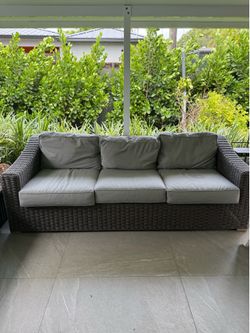 Outdoor Wicker set with Cushions