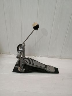 Vintage Yamaha DFP-880 bass pedal
