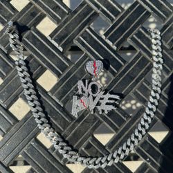 Iced out Cuban Chain 20in With Pendant