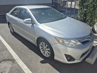 2014 Toyota Camry Hybrid
