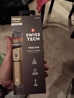 Swiss tech flashlight