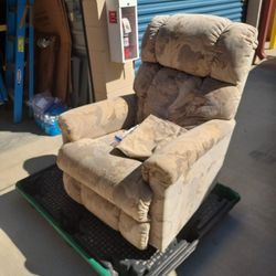 La Z Boy Electric Recliner, Like New