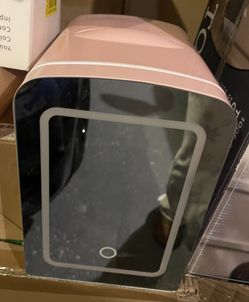 Mini Fridge W LED Lights 