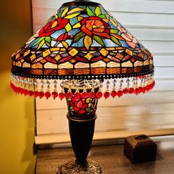 Tiffany Style Stained Glass Table Lamp – 29” Tall, Bronze Base