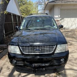2004 Ford Explorer