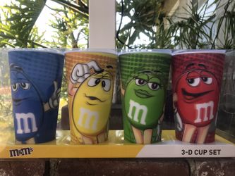 3-D CUP SET