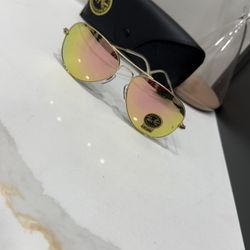 Rayban Sunglasses (Aviator)