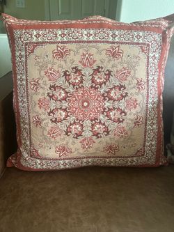 Pottery barn pillow cover with down insert