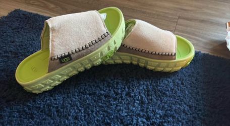 UGG Venture Daze Slides