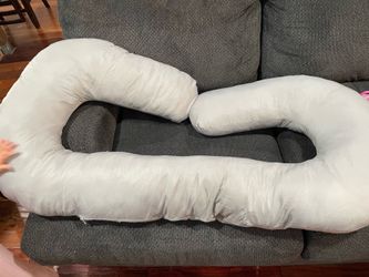 Maternity pillow