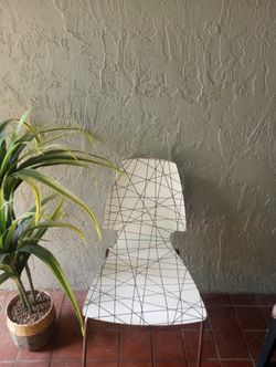 Deco Chair