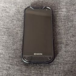 Kyocera pro2 phone