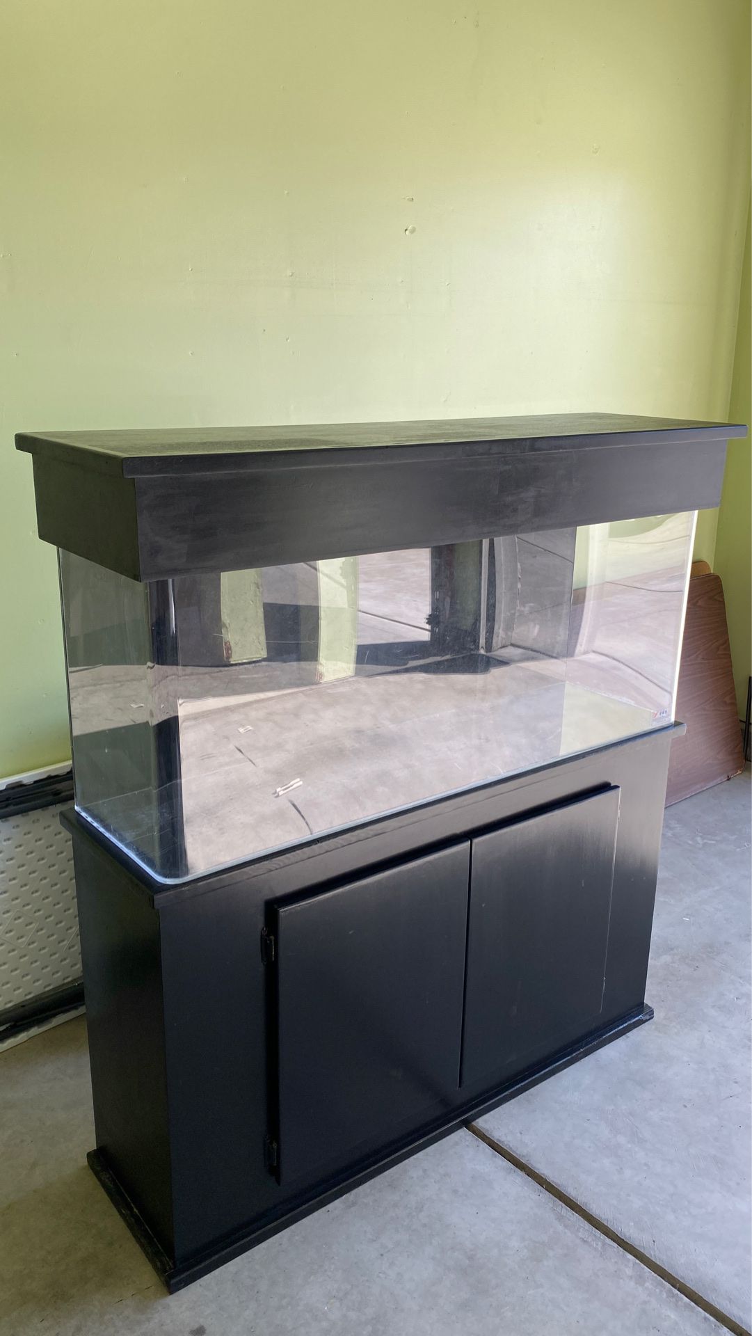 55 gallon Acrylic Fish Tank and stand