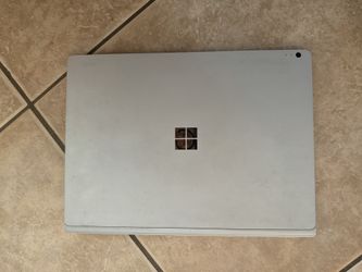 Microsoft Surface Laptop