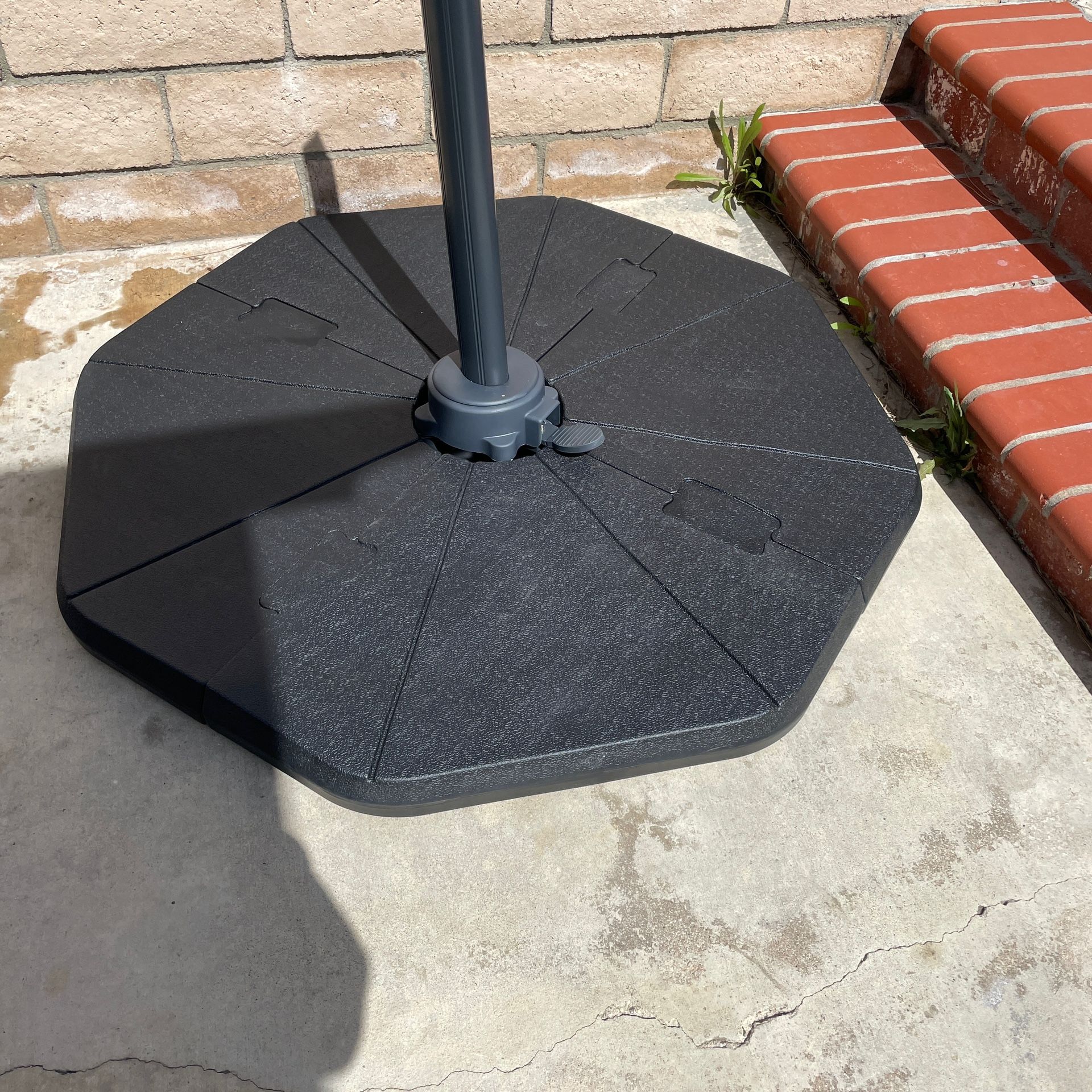 New 4 Piece Interlocking Water filled Base For Offset Cross Base Stand