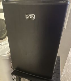 Black & Decker Mini Fridge