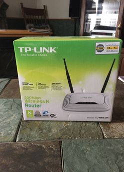 Wireless router,300 Mbps N ,never used in box